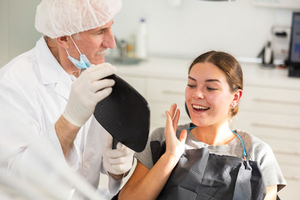 How A Dentist Can Use Botox For Cosmetic Reasons