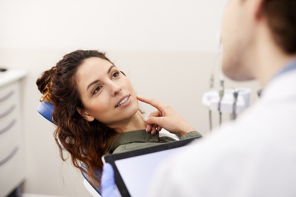 When Is A Tooth Extraction A Dental Emergency?