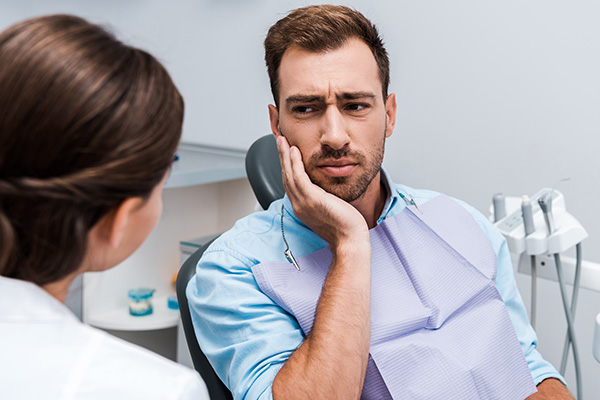 Symptoms That Indicate You Might Need Root Canal Treatment from Fort Lee Family Dental in Fort Lee, NJ